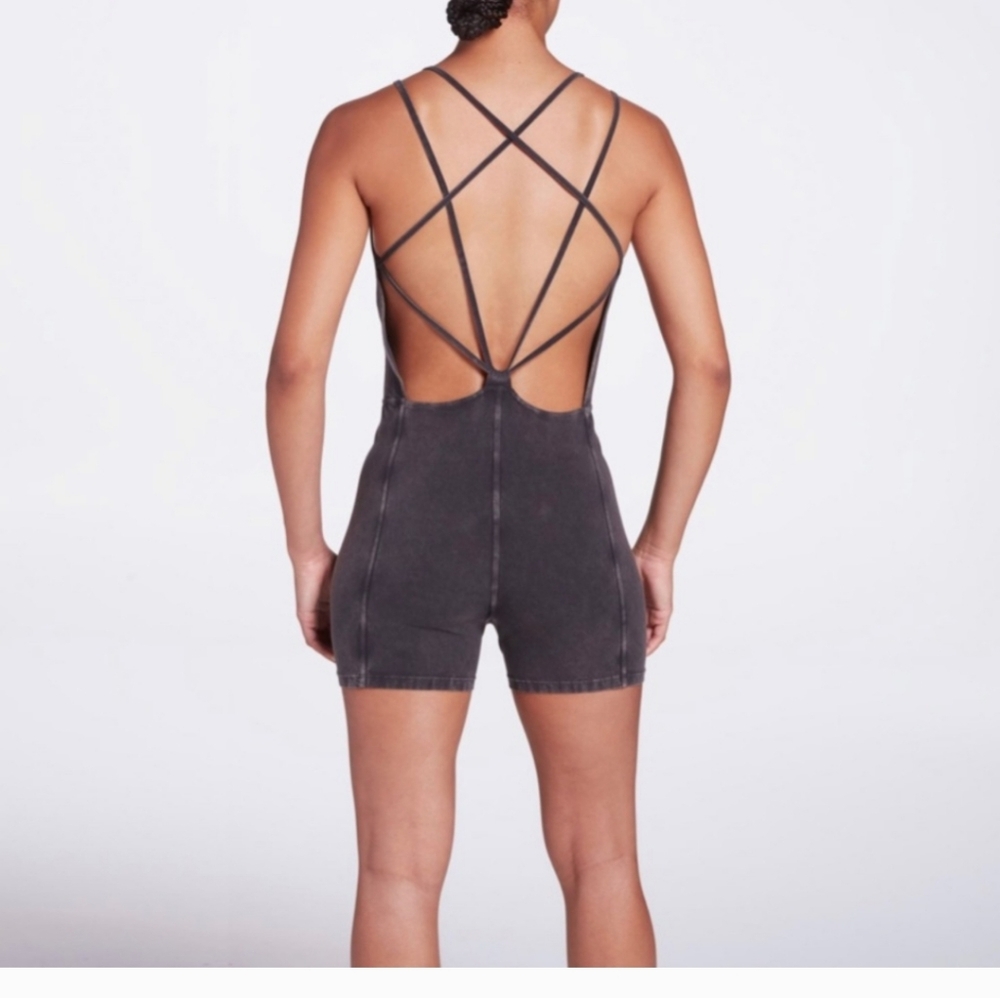Nwt! Free People Movement Strappy Back Romper Small - Picture 2 of 6
